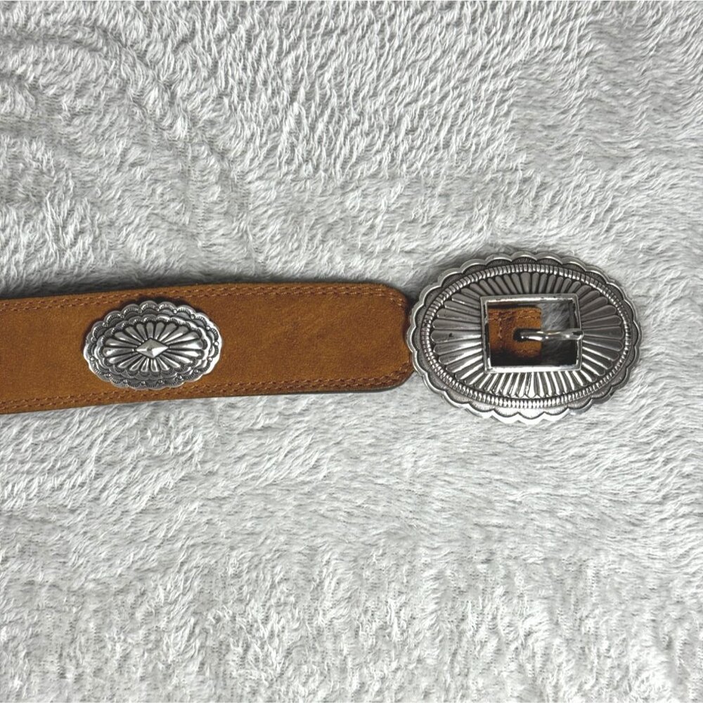 Kate Cate Calfskin Womens Belt With Silver-Tone Conchos XXS 25-29"